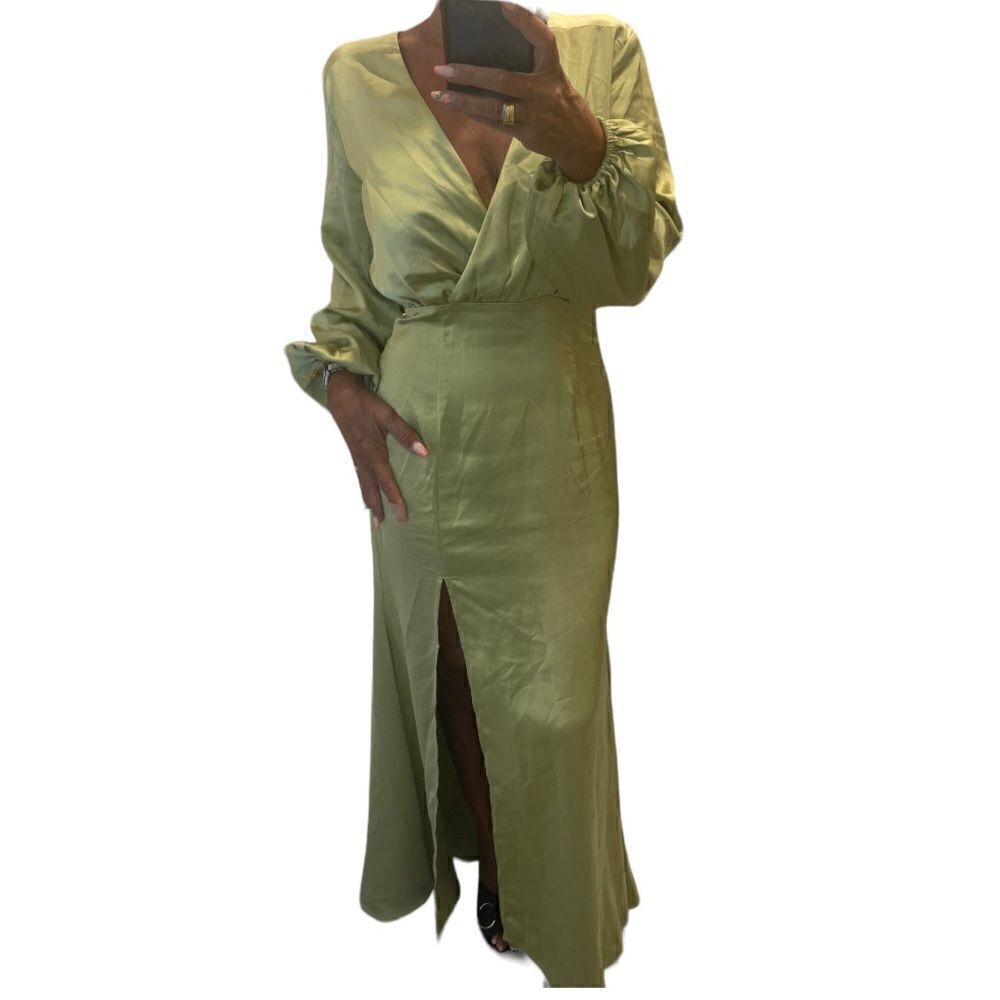 Elliatt Kai Long Sleeve Maxi Dress in Avocado,.Size S - Picture 7 of 16